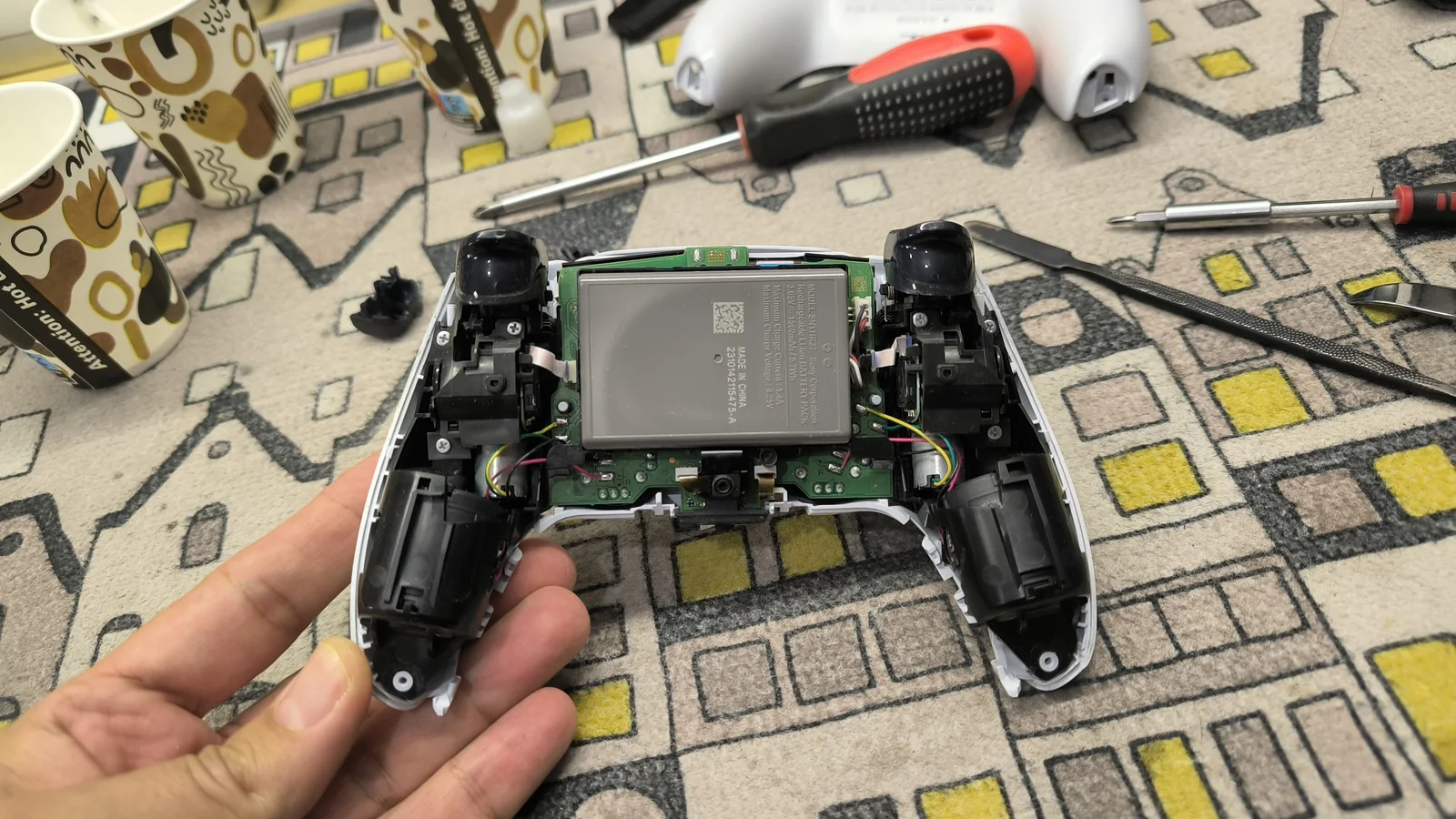 PS5 DualSense in the workshop